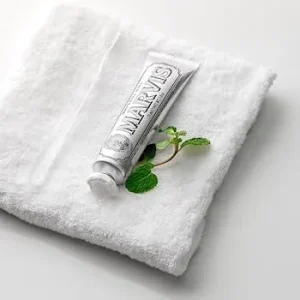 معجون أسنان مارفيس بالنعناع المبيض 25مل Marvis Whitening Mint Toothpaste