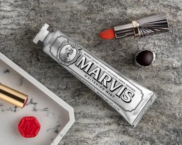 معجون أسنان مارفيس بالنعناع المبيض 25مل Marvis Whitening Mint Toothpaste