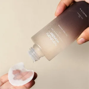 هارو هارو تونر حمض الهيالورونيك بخلاصة الأرز الأسود 150مل Haruharu Wonder Black Rice Hyaluronic Toner