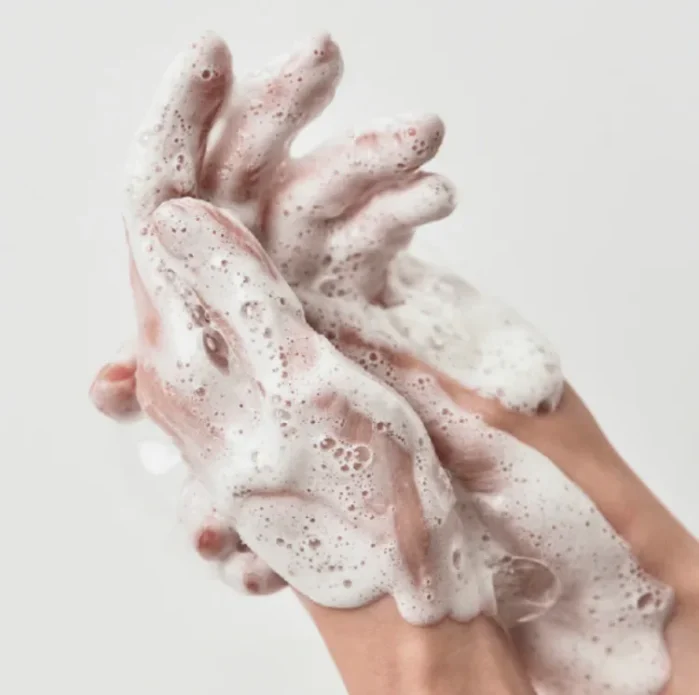 غسول رغوي انوا هارت ليف + حمض السكسينيك 150مل Anua Heartleaf Succinic Moisture Cleansing Foam
